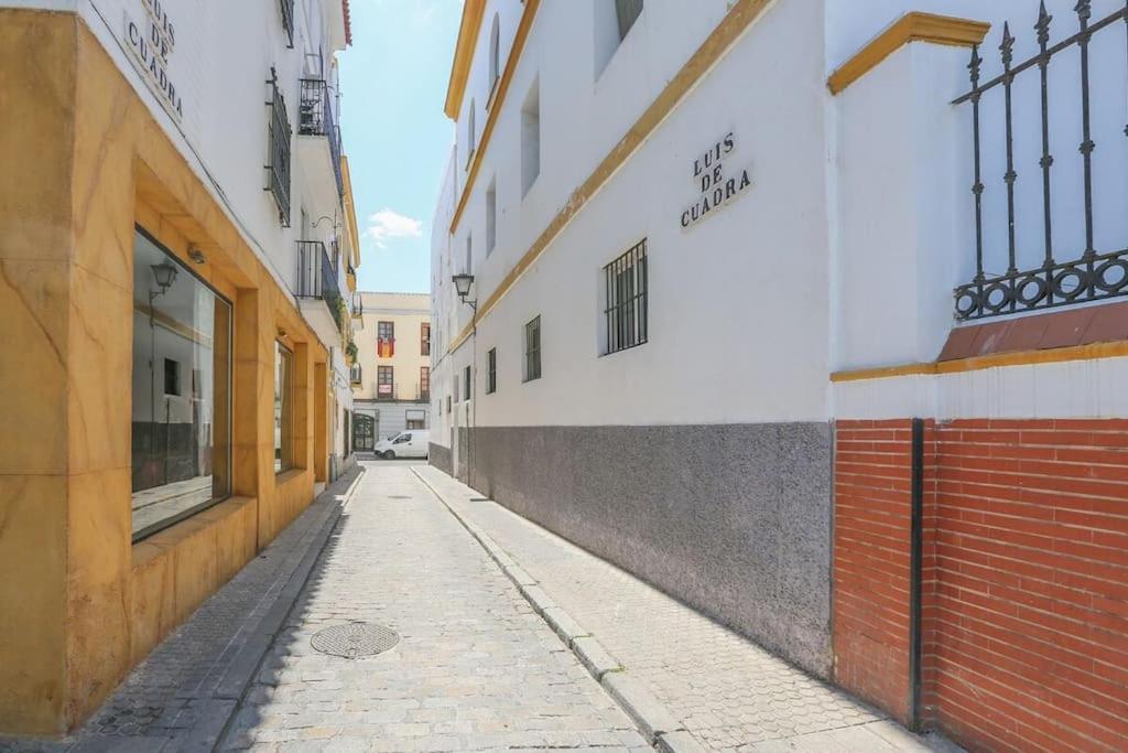 Riverwalk Suites - Puente Triana Sevilha Exterior foto